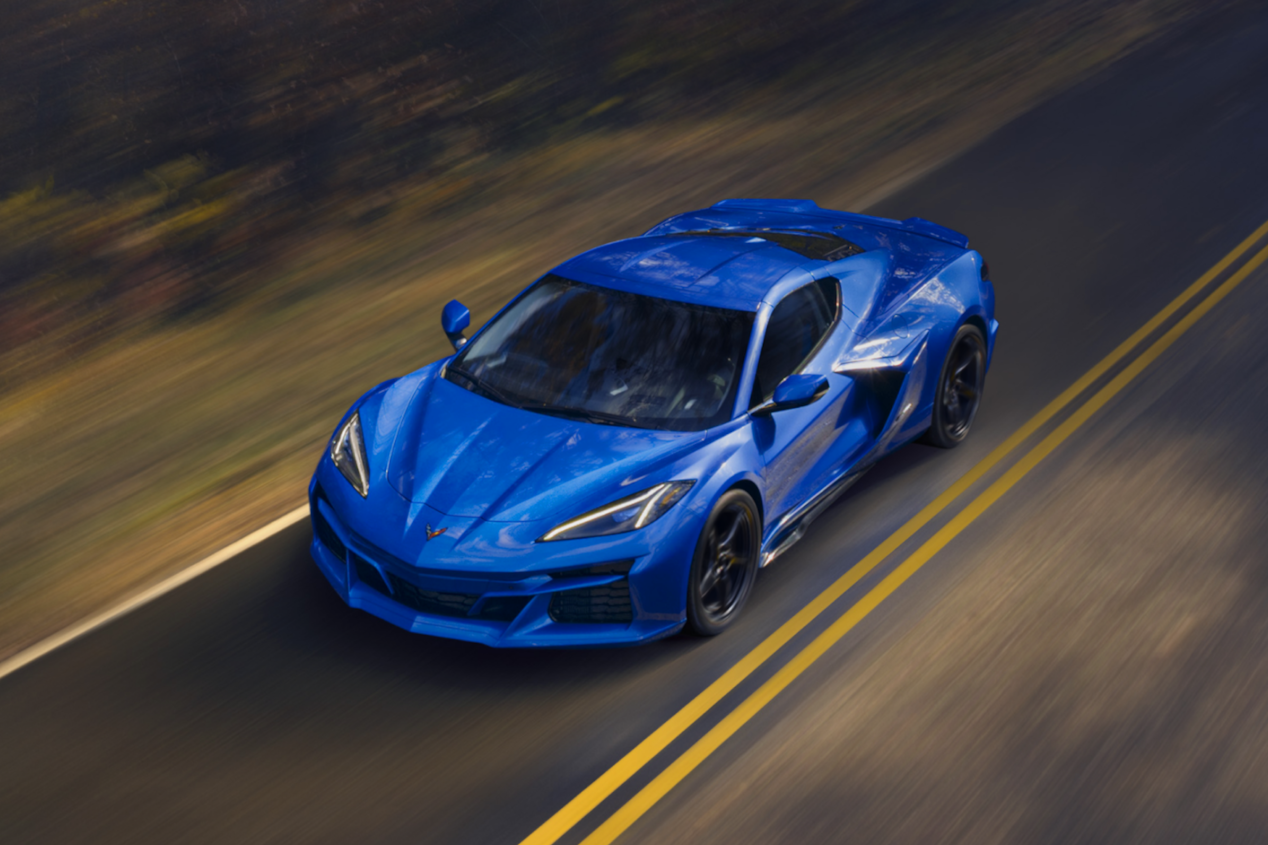 corvettefamily-2025-eray-02.png