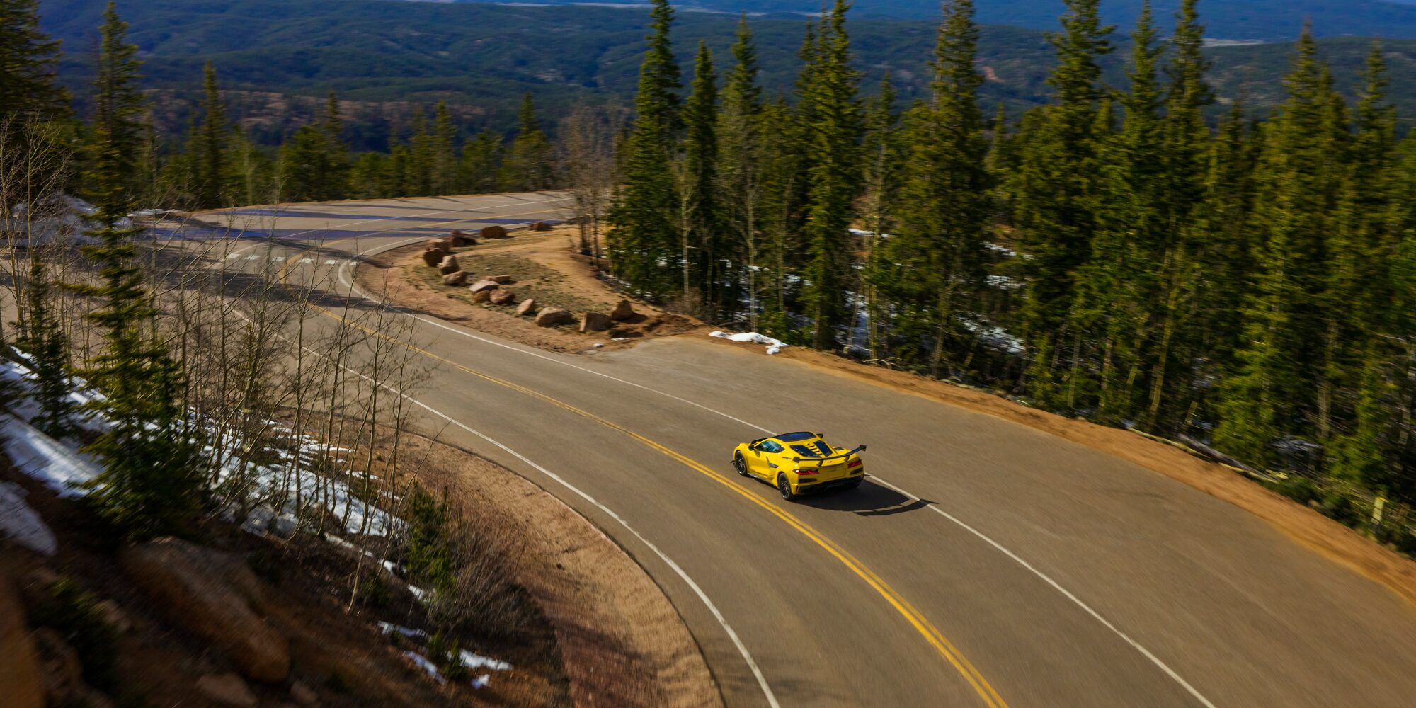2026-zr1-ext-gal-04.png