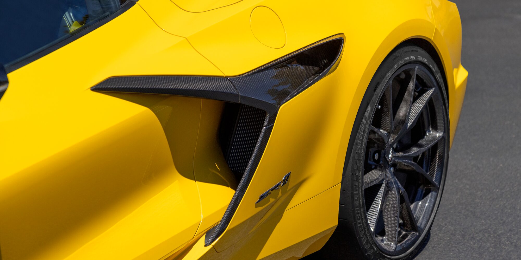2026-zr1-ext-gal-13.png