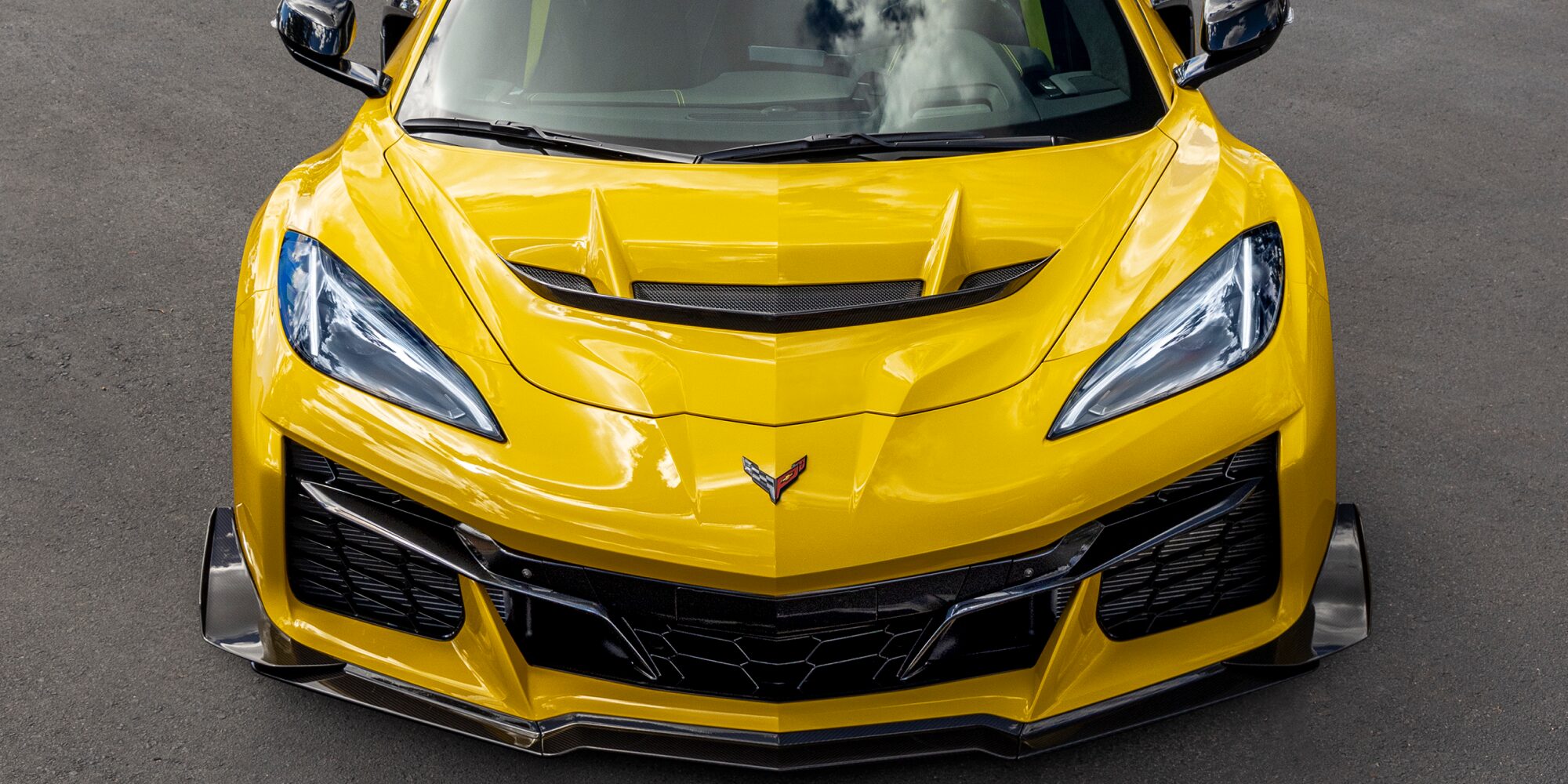 2026-zr1-ext-gal-14.png
