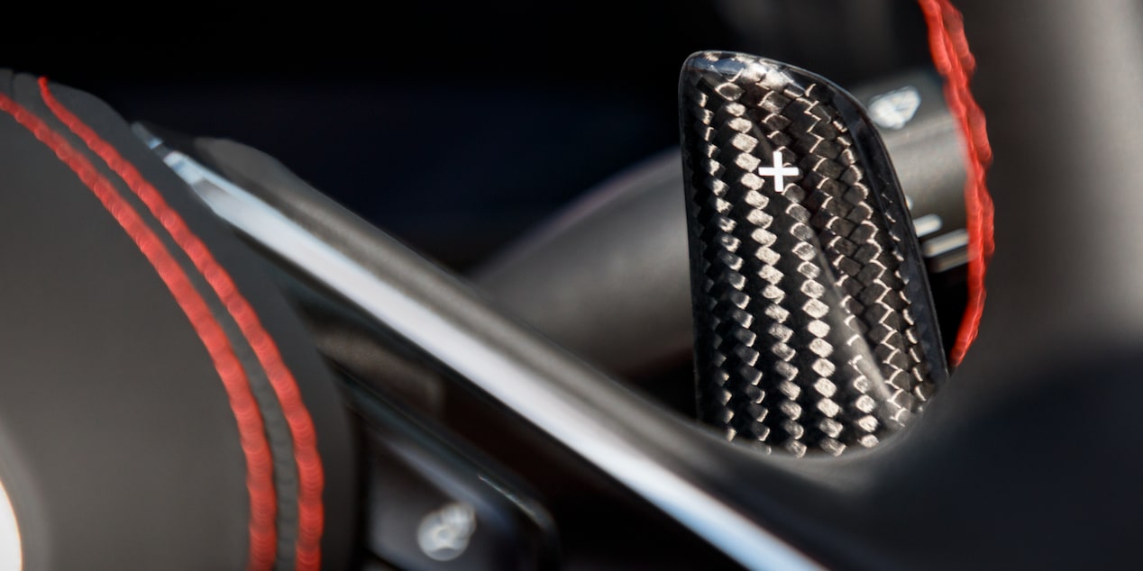 2025-z06-gallery-int-04.png