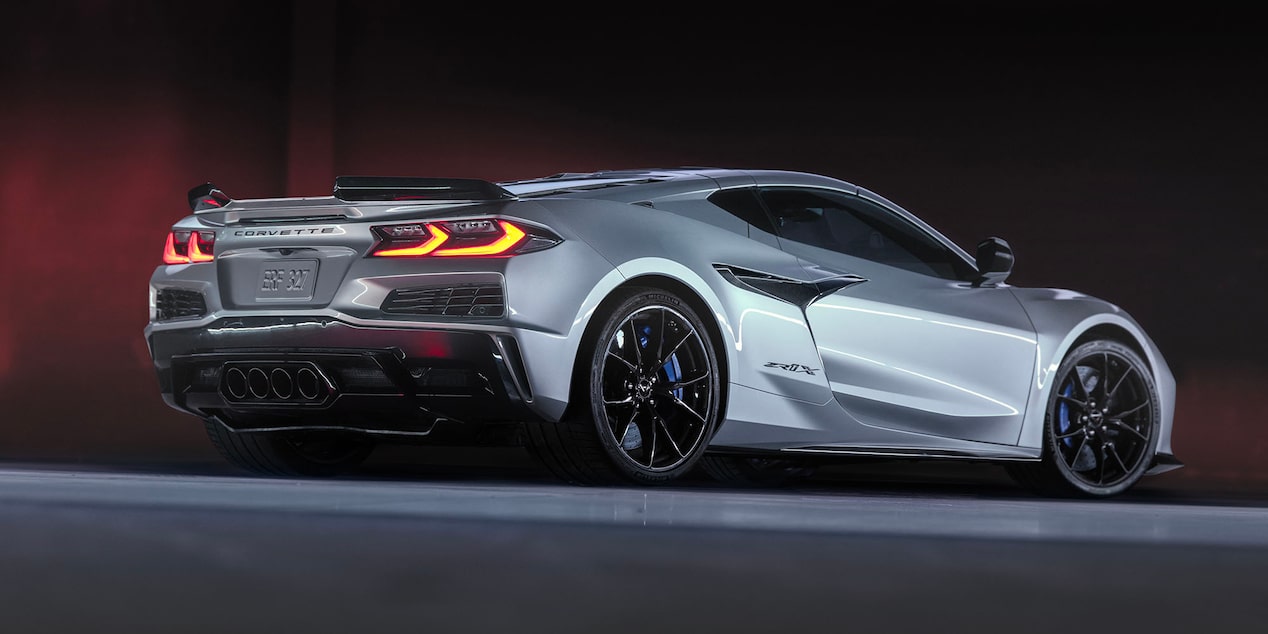 2026-zr1-gallery-05.jpg