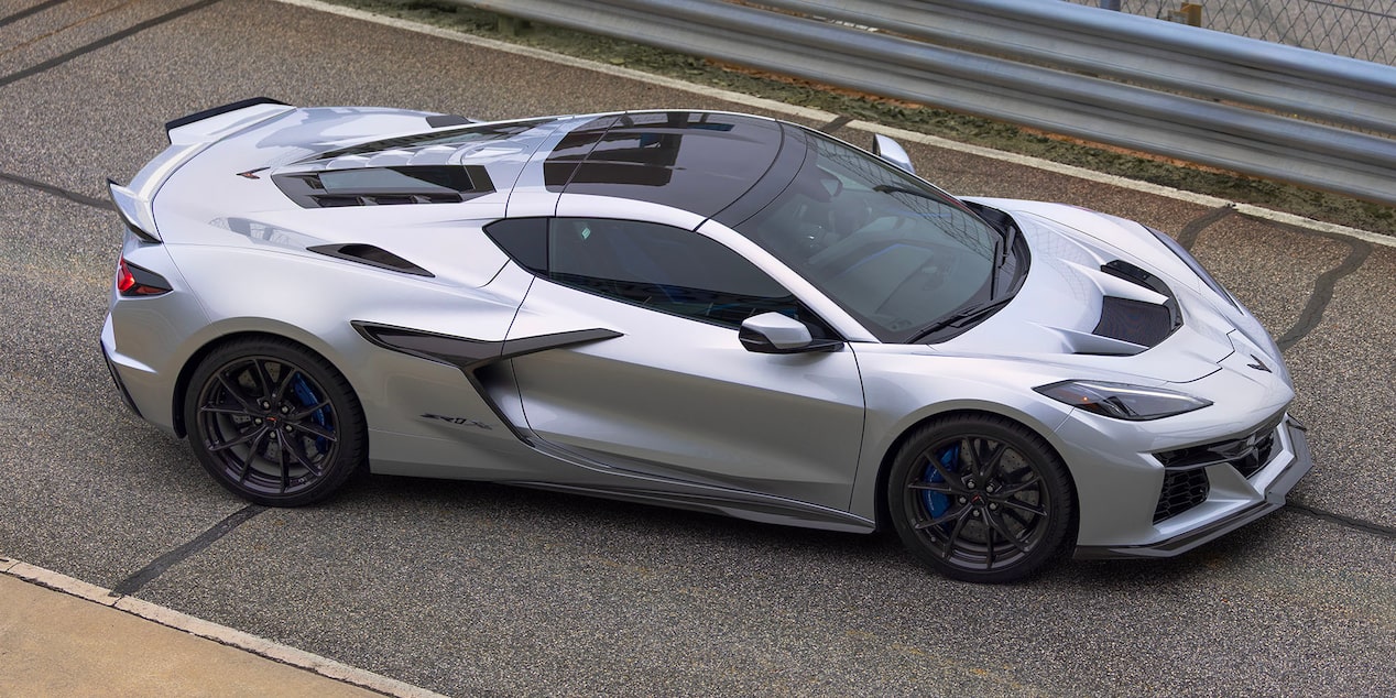 2026-zr1-gallery-11.jpg