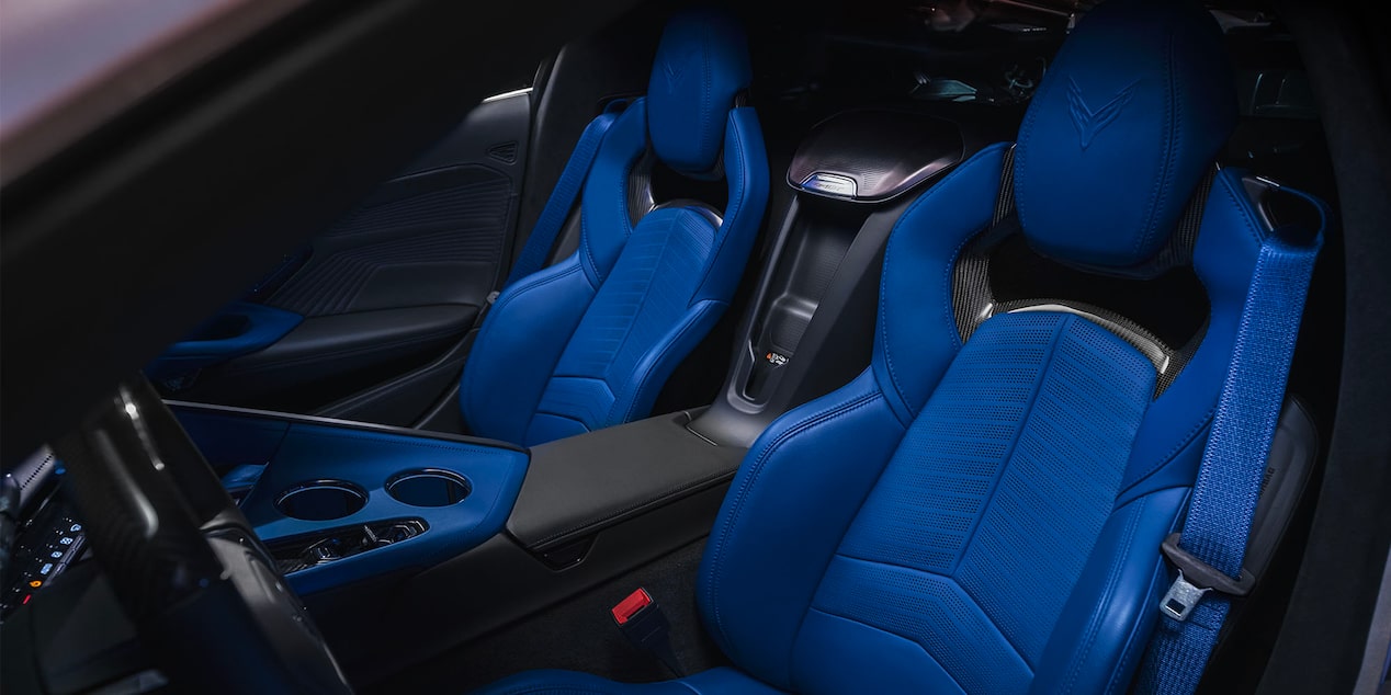2026-zr1x-gallery-int-04.jpg
