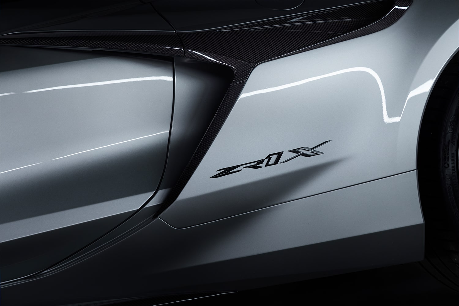2026-zr1x-reveal-des-03-v2.jpg